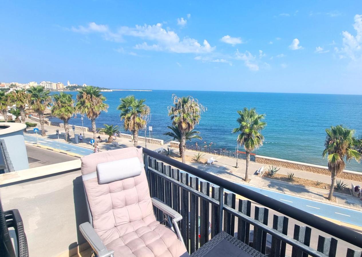 Casa Vacanze Cristoforo Colombo Holiday Трани Екстериор снимка